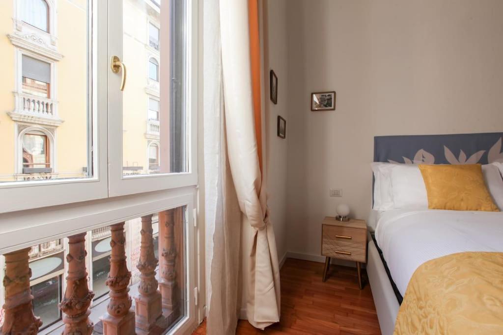 Hacca Collection - Chic 2br In Cool Porta Venezia District Apartment